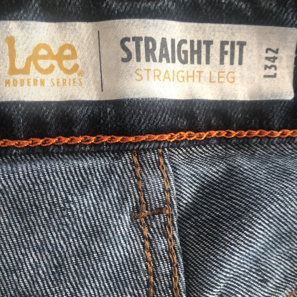 LEE MEN’S STRAIGHT FIT 34 x 30 Dark Jeans - Picture 4 of 4